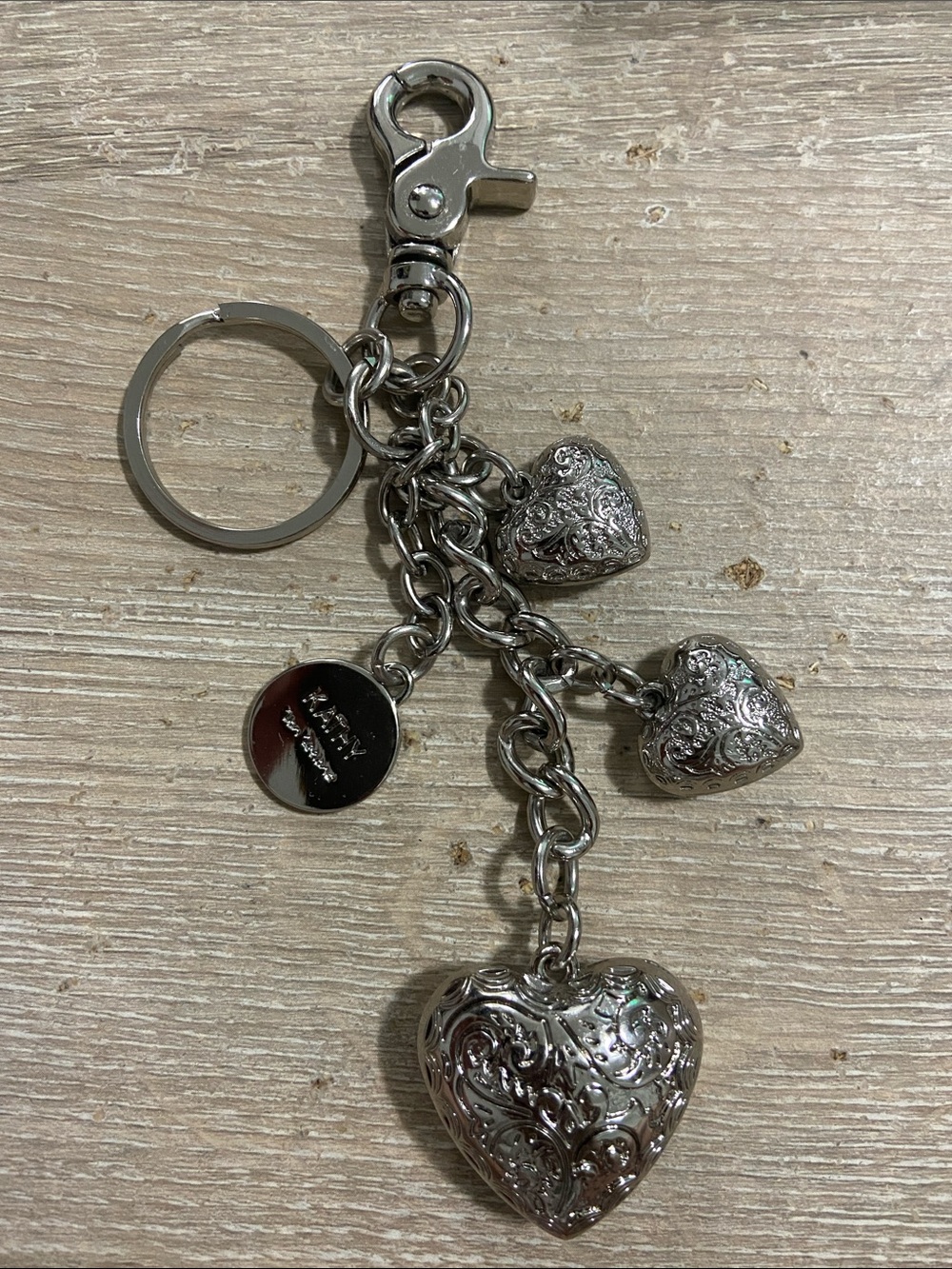 Vintage Kathy Van Zeeland Silver Tone Filigree Heart Keychain Purse Bag Charm